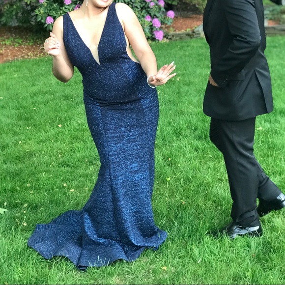 Prom Dress - Picture 3 of 5